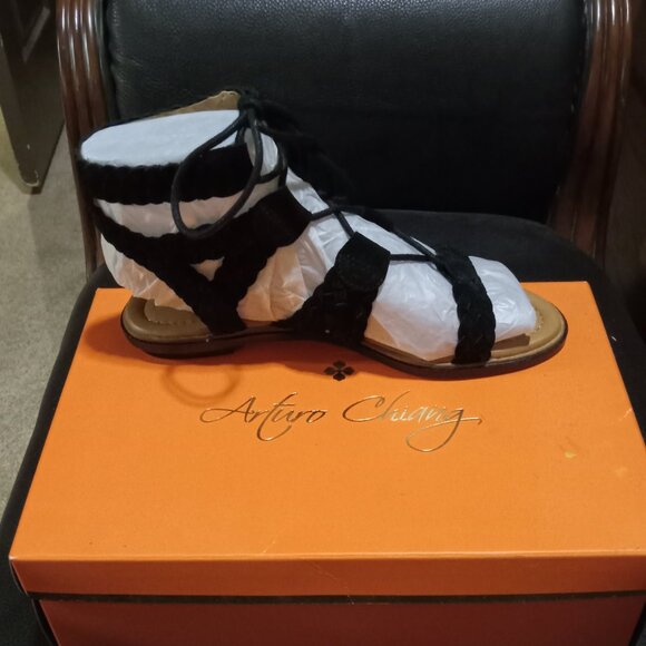 NWT/NIB Arturo Chiang Black suede leather lace up sandals Size 8M - Picture 4 of 4